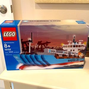 988 piece Lego set original Maersk Line,unopened